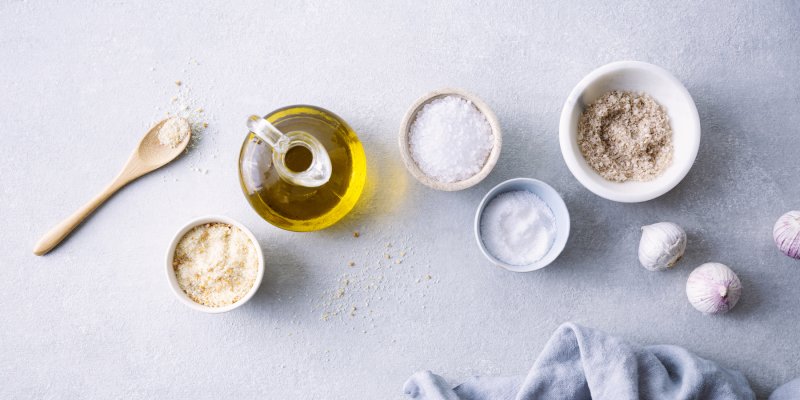 Ditch Toxic Sprays: Make Your Own Natural Linen Freshener